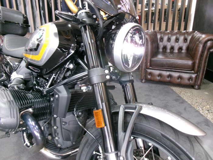 2024 BMW Motorrad R 12 OPTION 719 Avus Silver Metallic