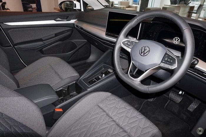 2025 Volkswagen Golf 110TSI Life