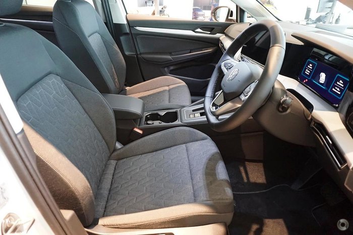 2025 Volkswagen Golf 110TSI Life