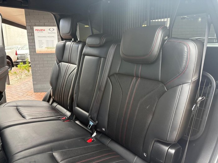 2024 Isuzu MU-X X-TERRAIN