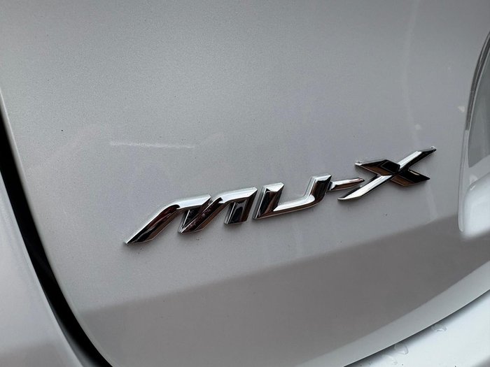 2024 Isuzu MU-X X-TERRAIN