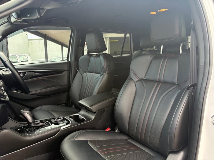 2024 Isuzu MU-X X-TERRAIN