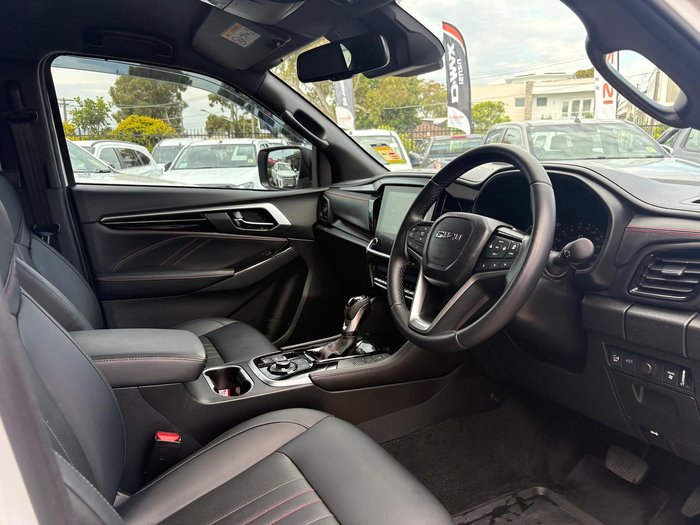 2024 Isuzu MU-X X-TERRAIN