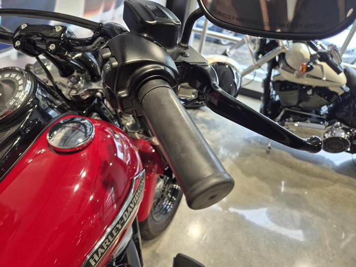 2021 Harley-Davidson Slim 107 (FLSL) Softail Red