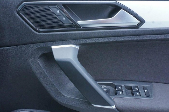 2017 Volkswagen Tiguan 132TSI Adventure