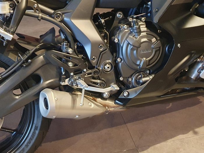 2025 Yamaha YZF-R7 LAMs YZF-R Black