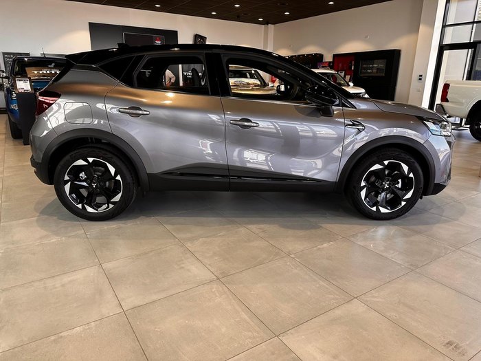 2025 Mitsubishi ASX Exceed