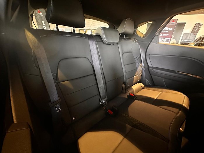 2025 Mitsubishi ASX Exceed