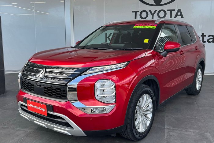 2021 Mitsubishi Outlander LS