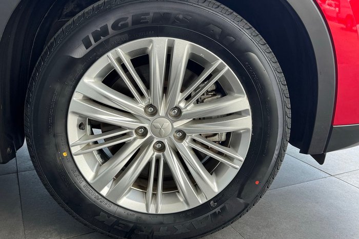 2021 Mitsubishi Outlander LS