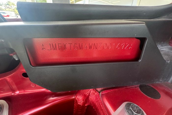 2021 Mitsubishi Outlander LS