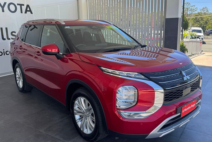 2021 Mitsubishi Outlander LS