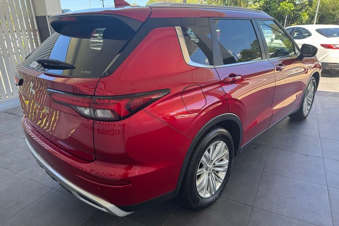 2021 Mitsubishi Outlander LS