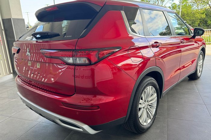 2021 Mitsubishi Outlander LS