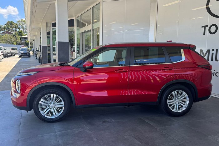 2021 Mitsubishi Outlander LS