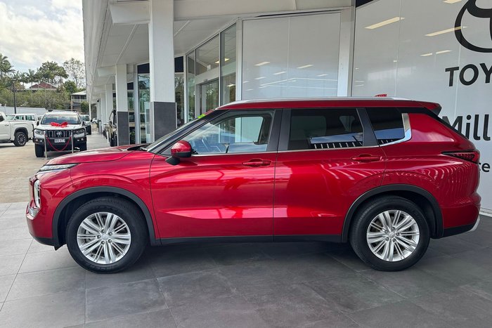 2021 Mitsubishi Outlander LS