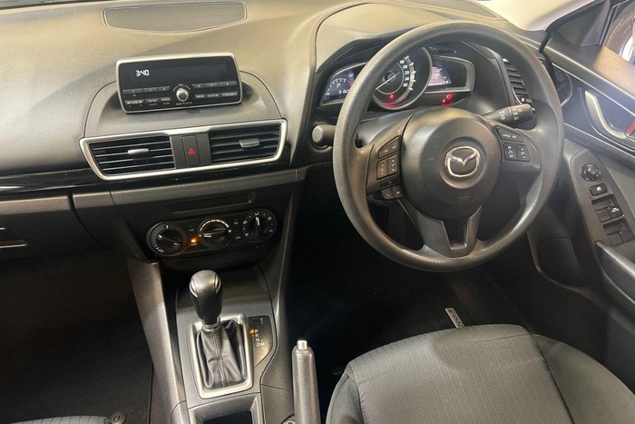 2014 Mazda 3 Neo