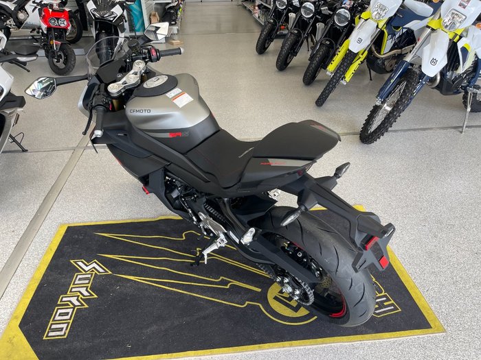 2025 CFMOTO 450 SR S JET BLACK