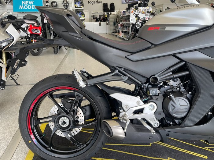 2025 CFMOTO 450 SR S JET BLACK