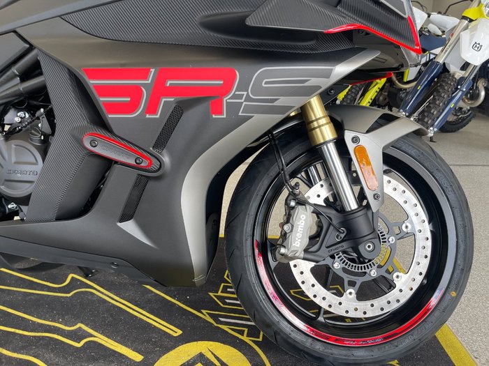 2025 CFMOTO 450 SR S JET BLACK