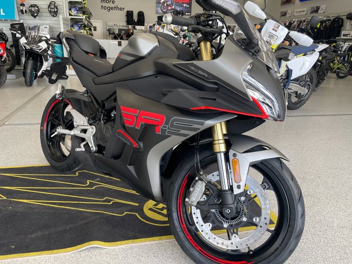 2025 CFMOTO 450 SR S JET BLACK