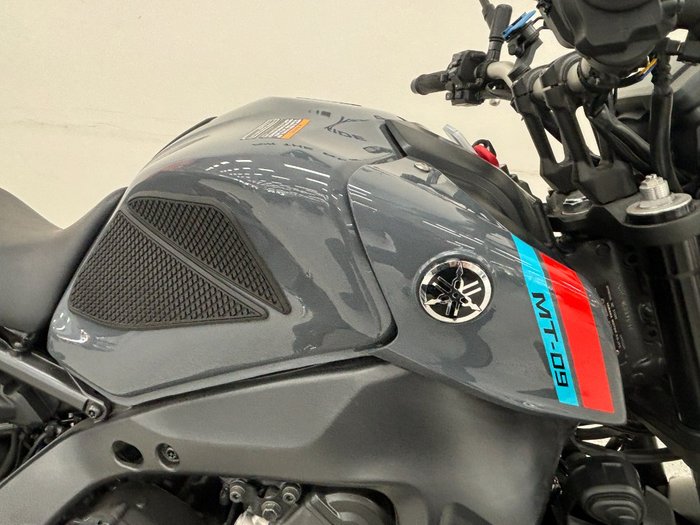 2021 YAMAHA MT-09A (MT-09) grey