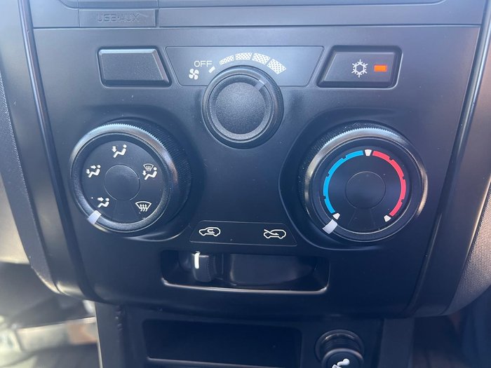 2018 Isuzu D-MAX SX MY18 4x2 Cosmic Black