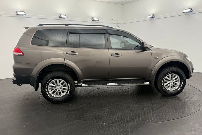 2014 Mitsubishi Challenger