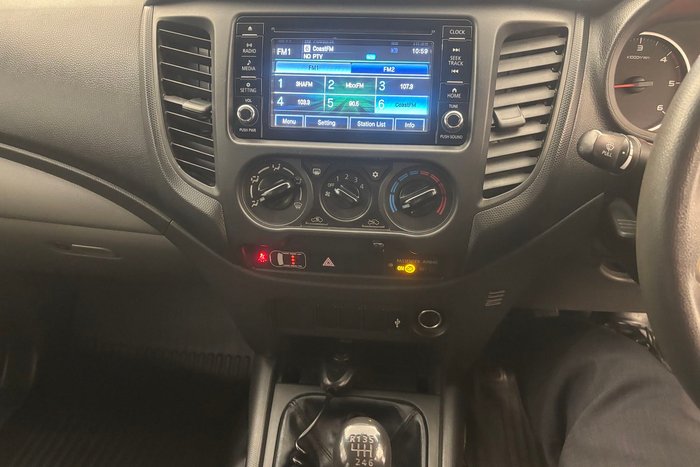 2018 Mitsubishi Triton GLX