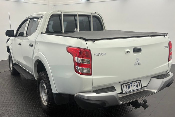 2018 Mitsubishi Triton GLX