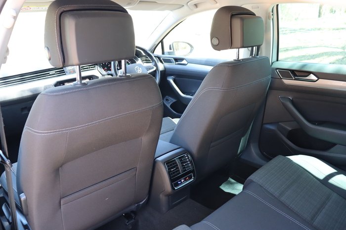 2022 Volkswagen Passat 140TSI Business