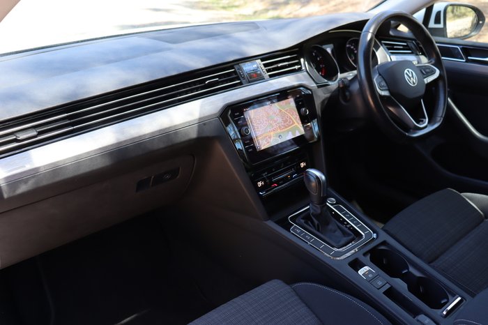 2022 Volkswagen Passat 140TSI Business