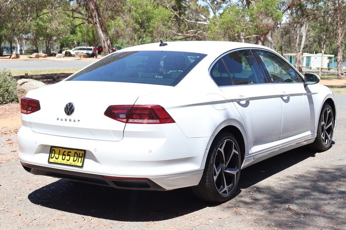 2022 Volkswagen Passat 140TSI Business