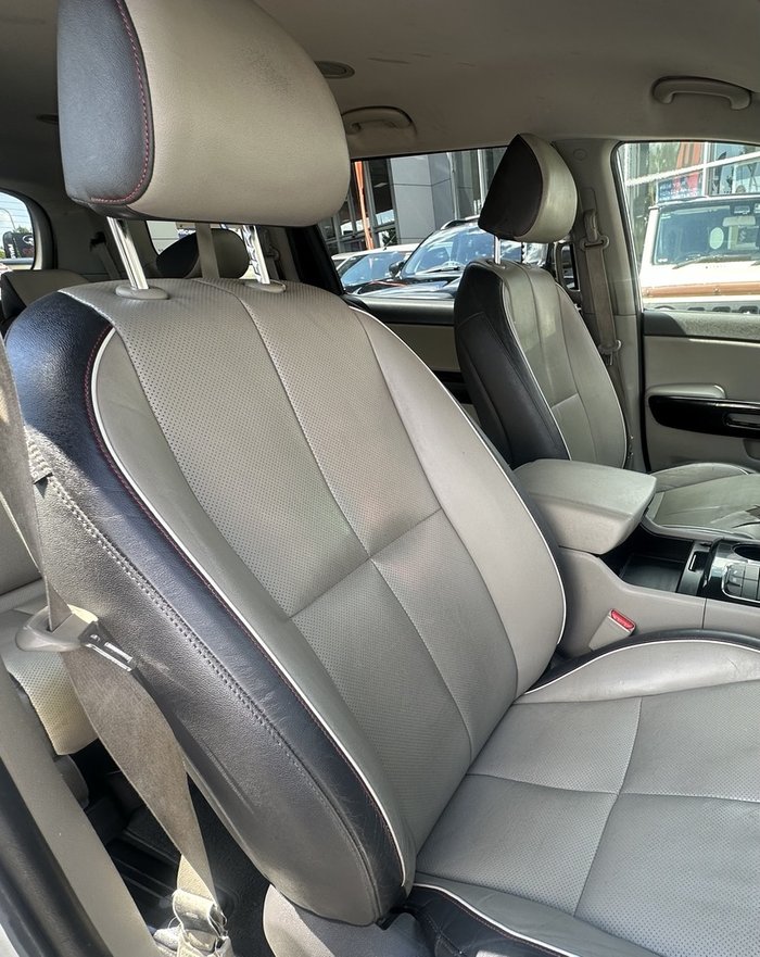 2017 Kia Carnival SLi