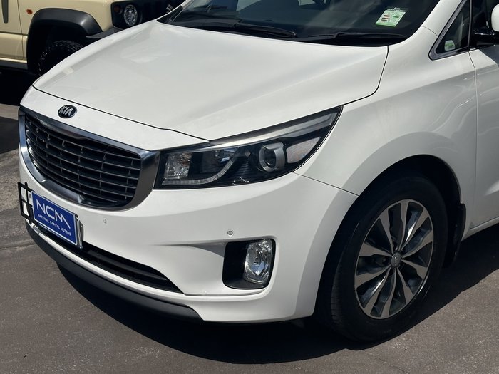 2017 Kia Carnival SLi