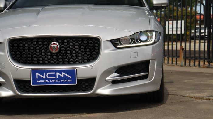 2015 Jaguar XE 20t R-Sport