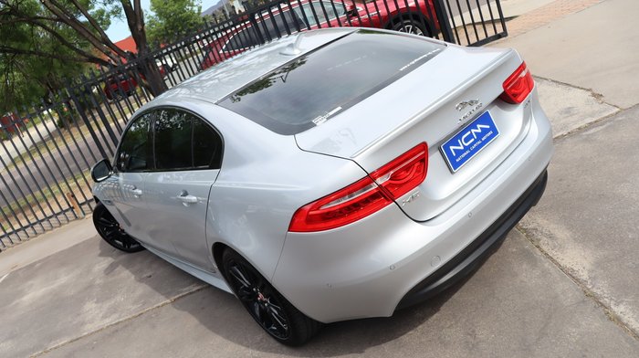 2015 Jaguar XE 20t R-Sport
