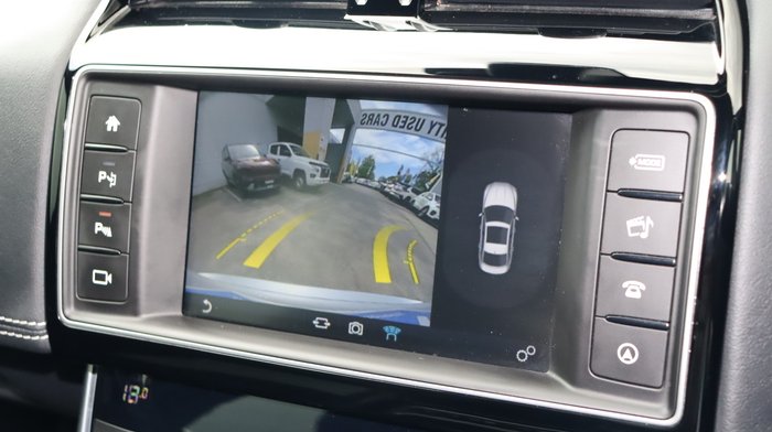 2015 Jaguar XE 20t R-Sport