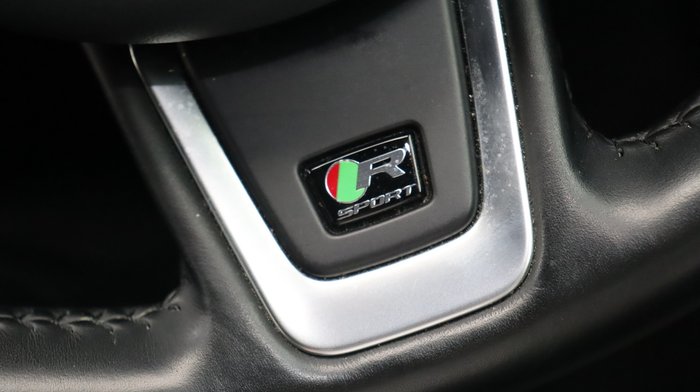 2015 Jaguar XE 20t R-Sport