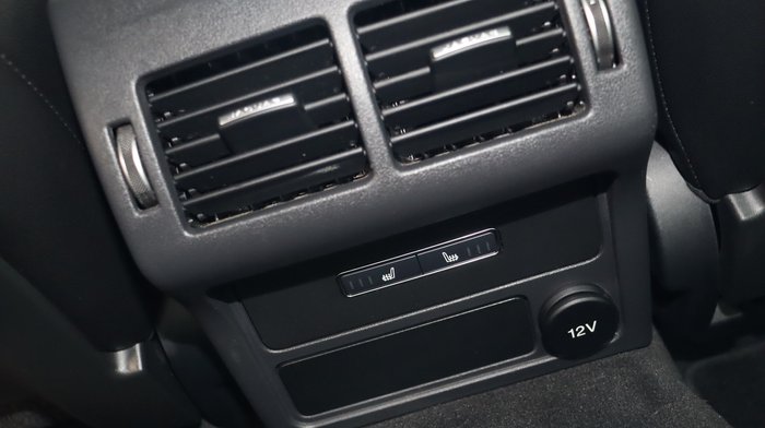 2015 Jaguar XE 20t R-Sport