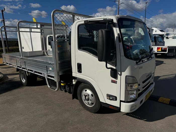 2022 Isuzu N Series