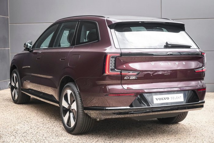 2025 Volvo EX90 Plus Twin Motor
