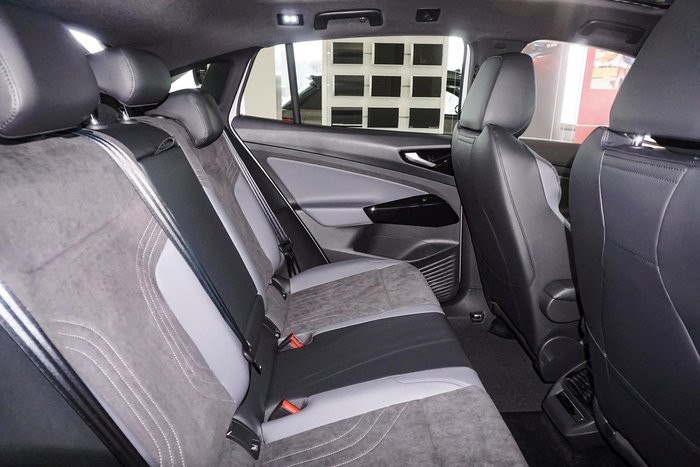 2025 Volkswagen ID.5 Pro