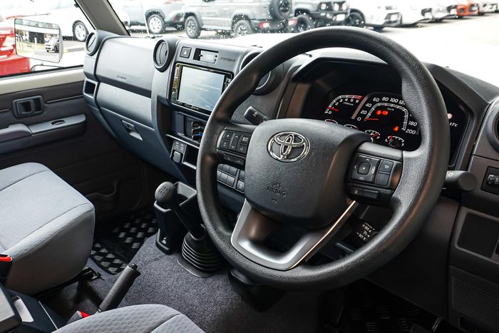 2025 Toyota Landcruiser GXL