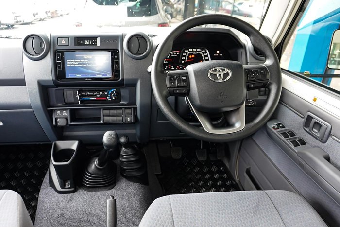 2025 Toyota Landcruiser GXL