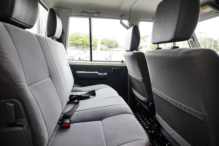 2025 Toyota Landcruiser GXL