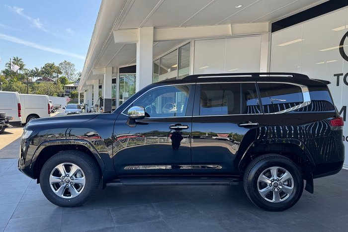 2024 Toyota Landcruiser Sahara