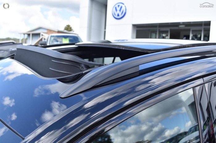 2025 Volkswagen T-Roc R