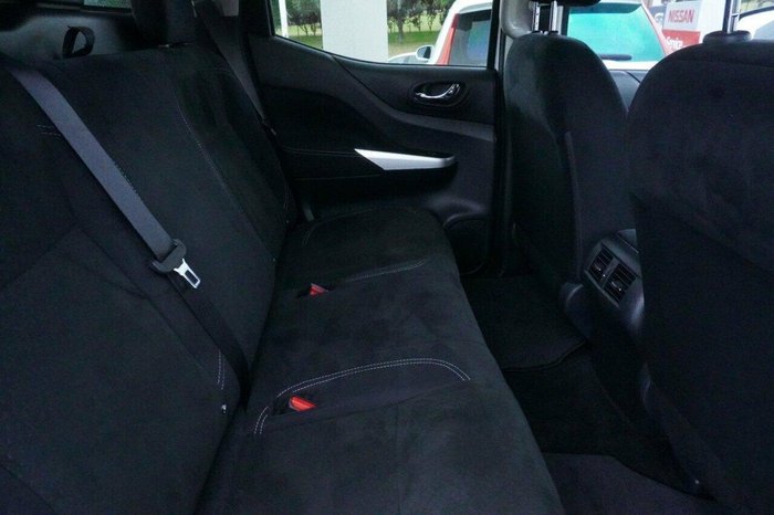 2019 Nissan Navara ST