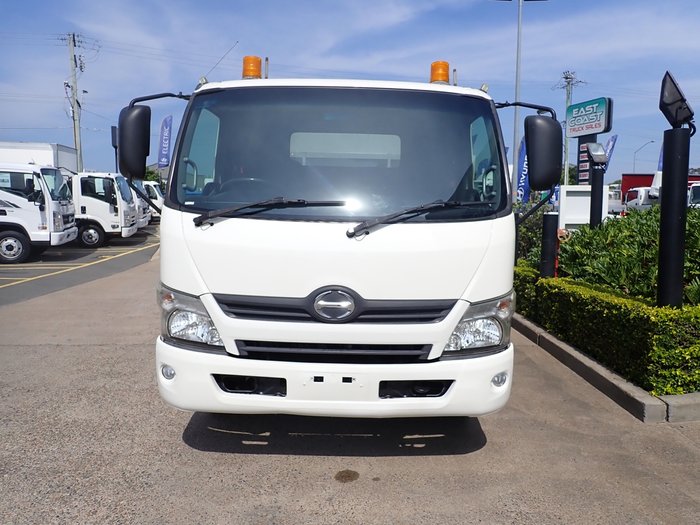 2015 HINO DUTRO 917